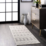 Kenzie Geometric Diamond Area Rug, Off-white