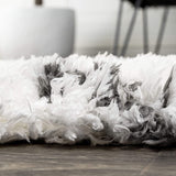 Beni Moroccan Style Diamond Shag Ivory/Dark Gray Soft Area Rug