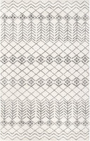 Kenzie Geometric Diamond Area Rug, Off-white
