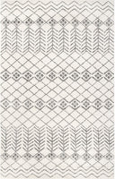 Kenzie Geometric Diamond Area Rug, Off-white