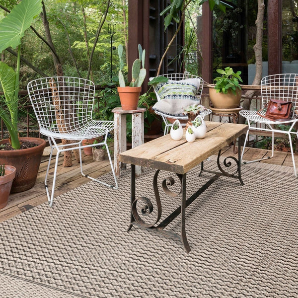 Havannah Indoor/ Outdoor Chevron Stripe Patio Area Rug