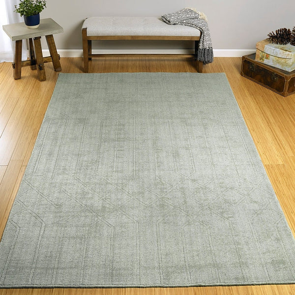 Hand-Loomed Polyester Moravec Silver Soft Area Rug